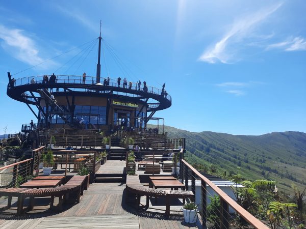 Bromo Hillside | Cafe Unik Paling Keren Dengan View Gunung Bromo