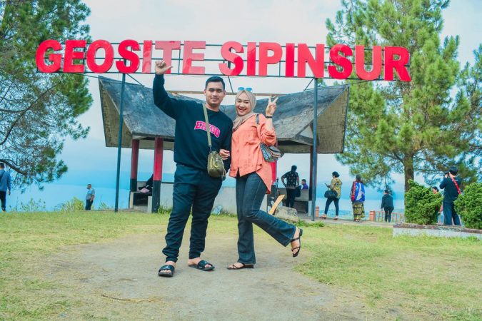Geosite Sipinsur | Wisata Healing Dengan Panorama Danau Toba